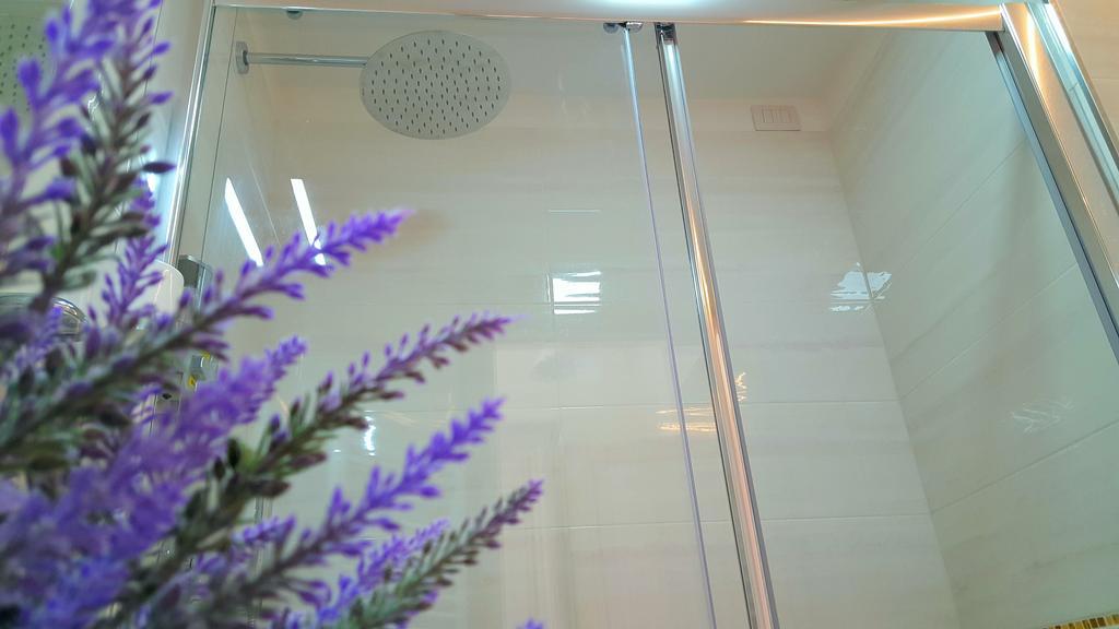 Brezza Marina Luxury Rooms 卡利亚里 外观 照片