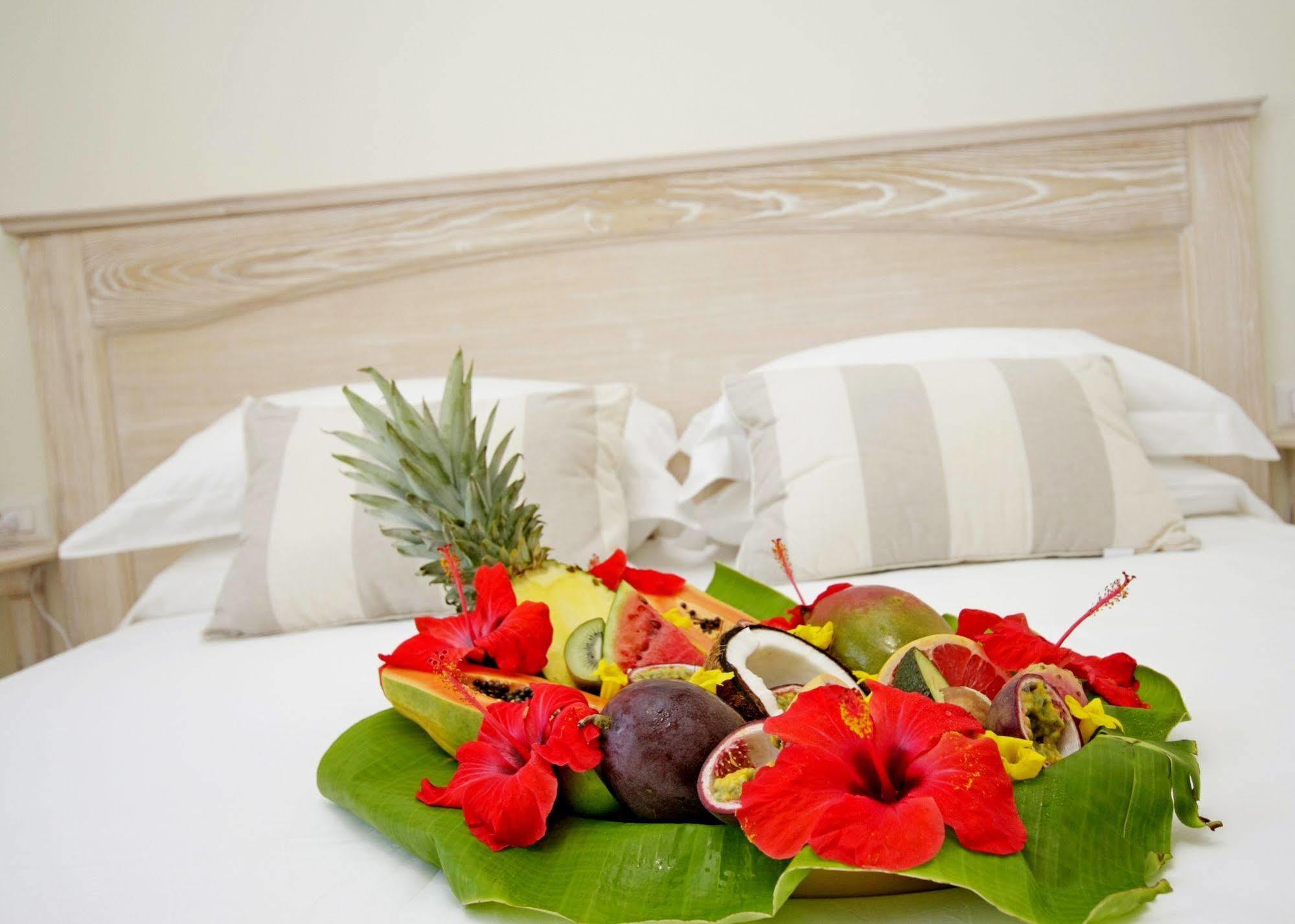 Brezza Marina Luxury Rooms 卡利亚里 外观 照片